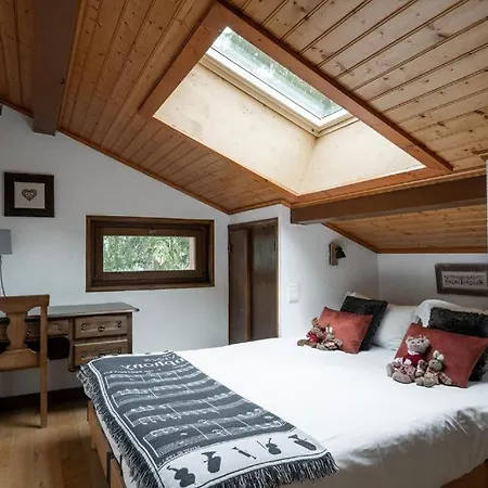 Villa 6 Bedrooms Chalet With Sauna & Nearby Skilifts- If You Want To Book, Please Contact On Wh-ats-app - 0034-635-520-036 !!!! *