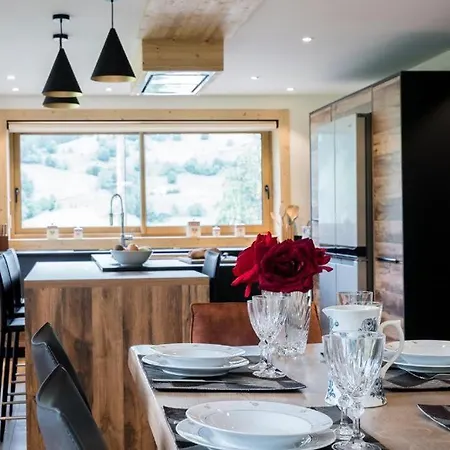 6 Bedrooms Chalet With Sauna & Nearby Skilifts- If You Want To Book, Please Contact On Wh-ats-app - 0034-635-520-036 !!!! Villa