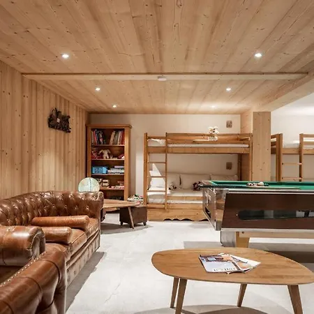 Villa 6 Bedrooms Chalet With Sauna & Nearby Skilifts- If You Want To Book, Please Contact On Wh-ats-app - 0034-635-520-036 !!!! *